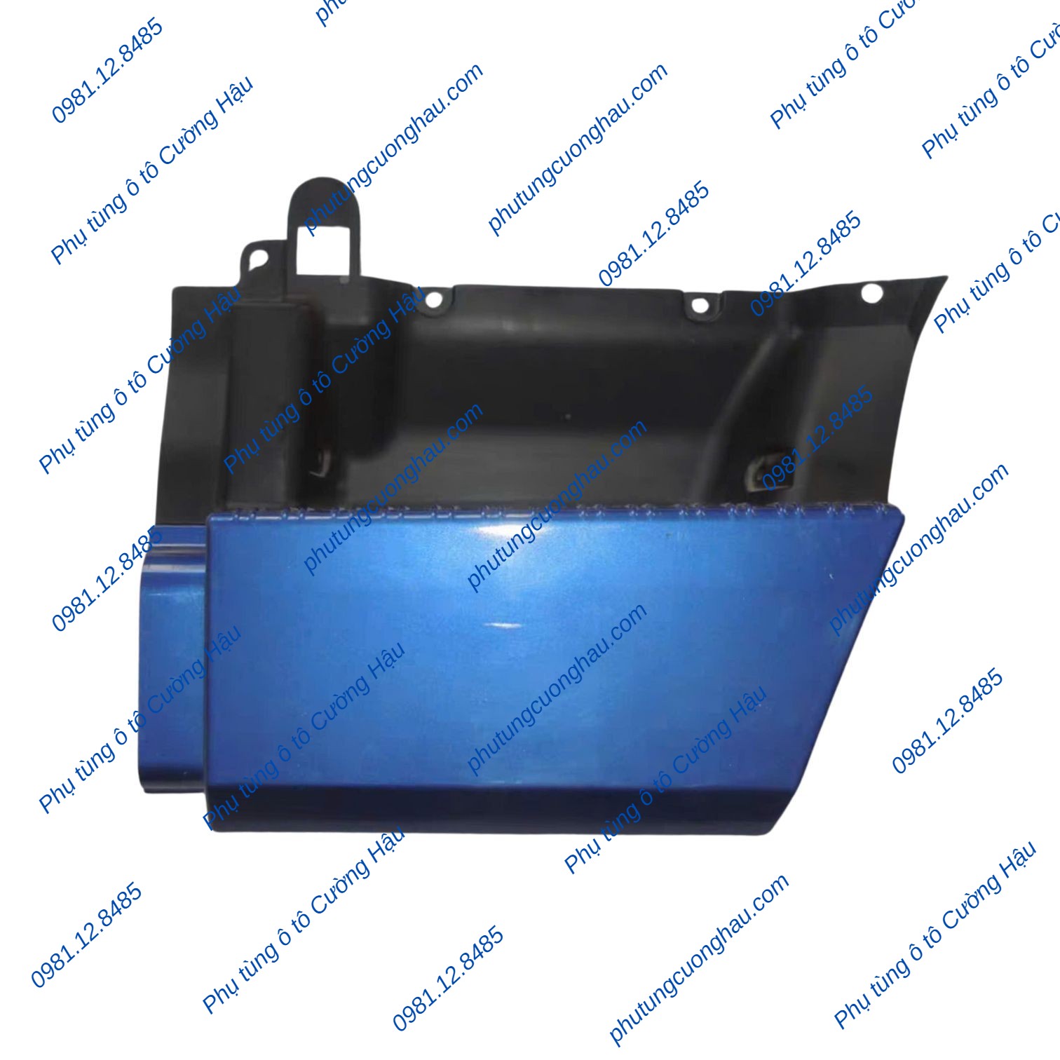 Thumbnail Bậc lên xuống trên xe tải Thaco CTX 5 - 7T
