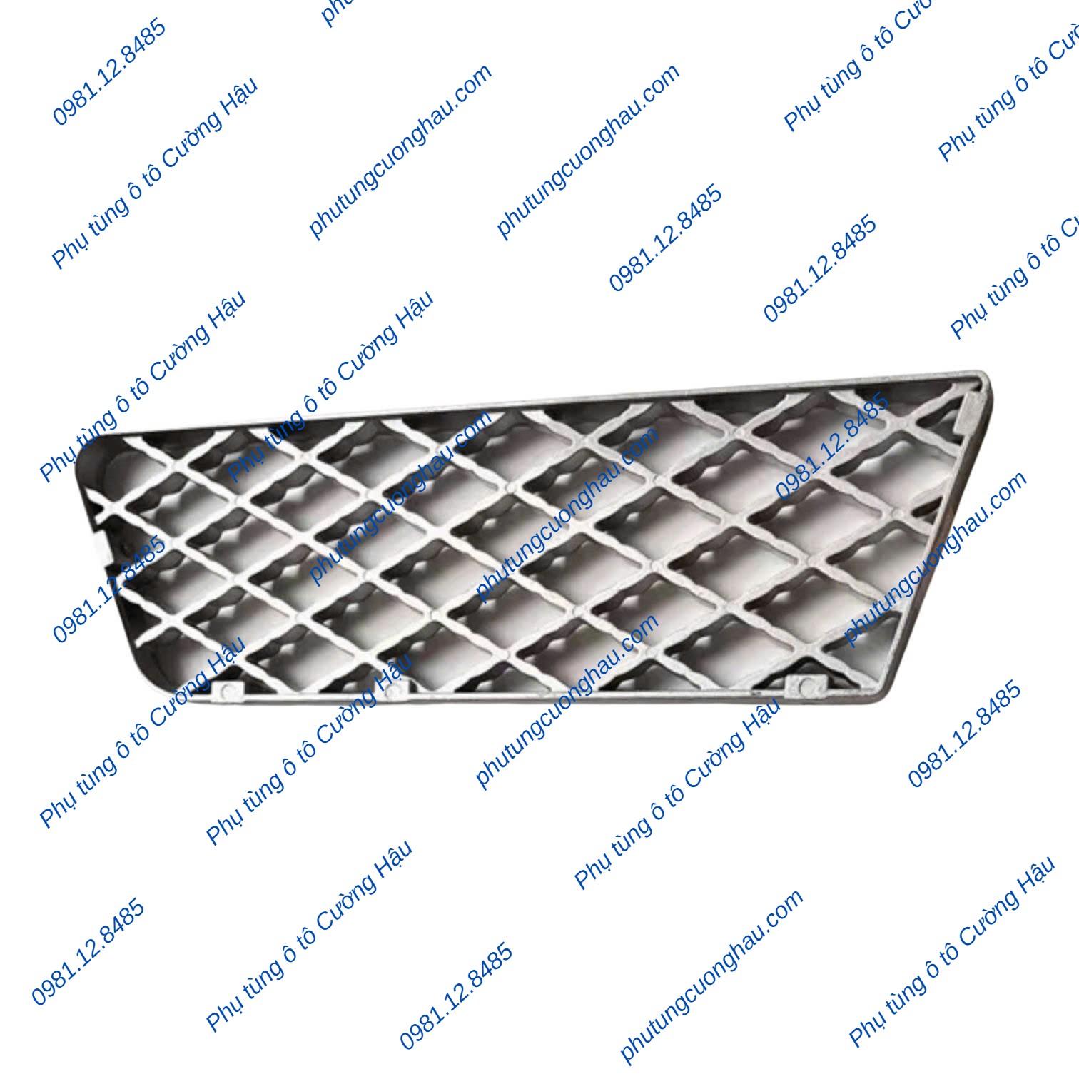 Thumbnail Bậc lên xuống giữa, SANY C8