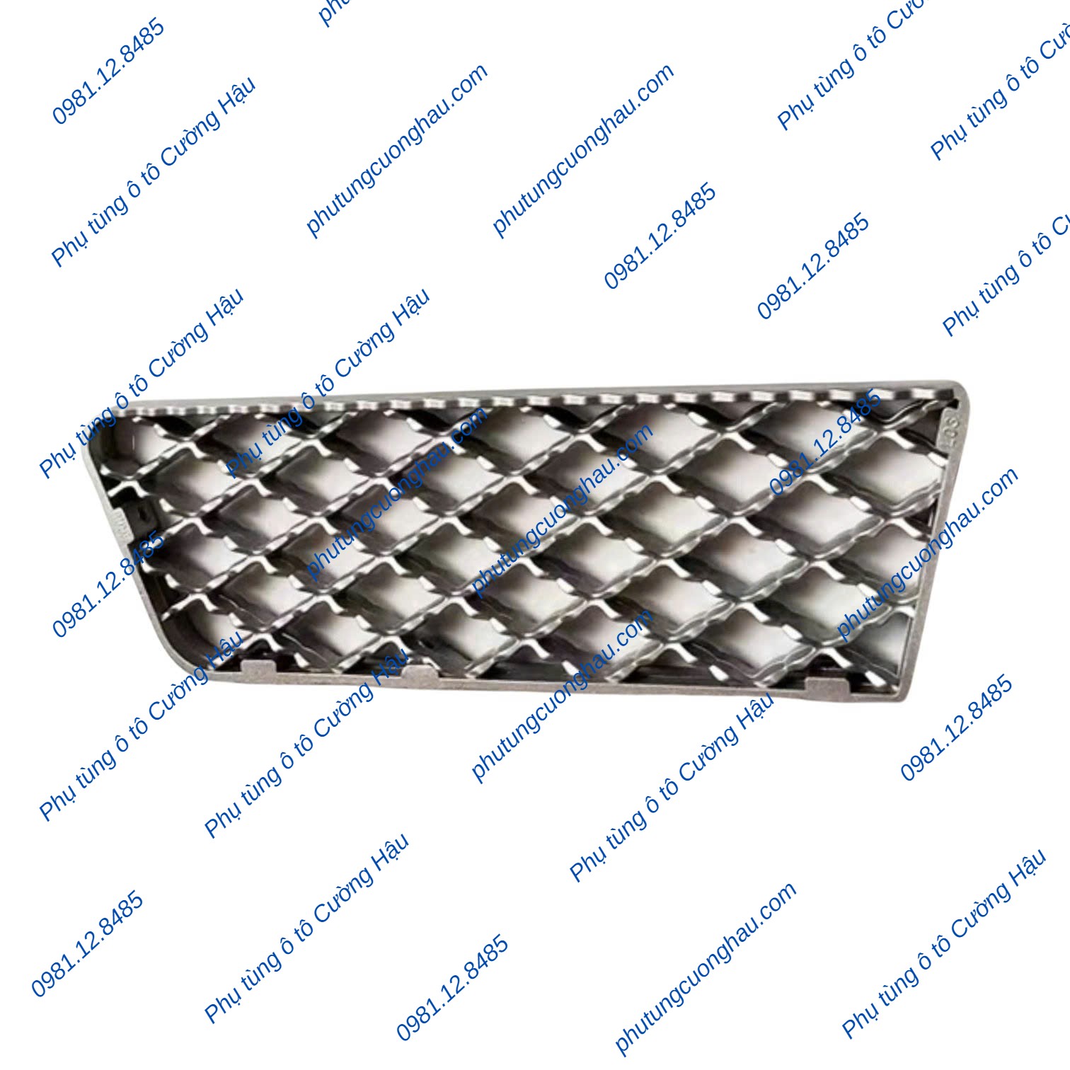 Thumbnail Bậc lên xuống giữa, SANY C8