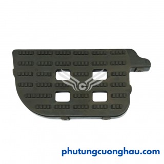Bậc lên xuống dưới xe tải Thaco Auman 2280, 2 dí
