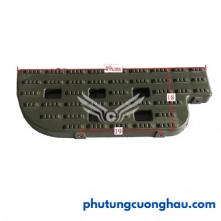 Bậc lên xuống trên Thaco Auman 2280, 2 dí