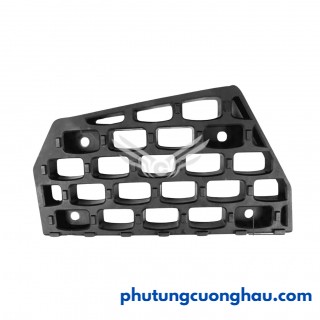 Bậc lên xuống xe tải CNHTC Howo 8T