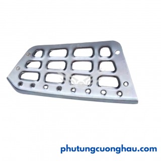 Bậc lên xuống dưới, xe tải CNHTC TH7