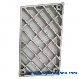 Bậc lên xuống dưới, xe tải DongFeng 8T 1230